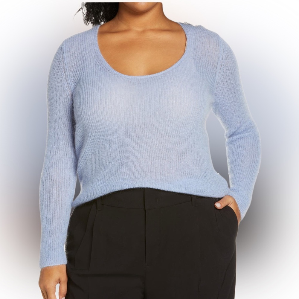 NWT 💎 VINCE Scoop Neck Pullover Sweater Light Peri Blue Soft Mohair Wool Blend